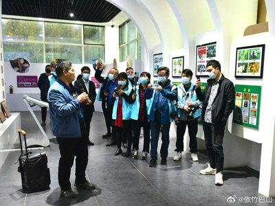 百名主播2021陜西果業(yè)產(chǎn)區(qū)行在周至縣拉開(kāi)序幕